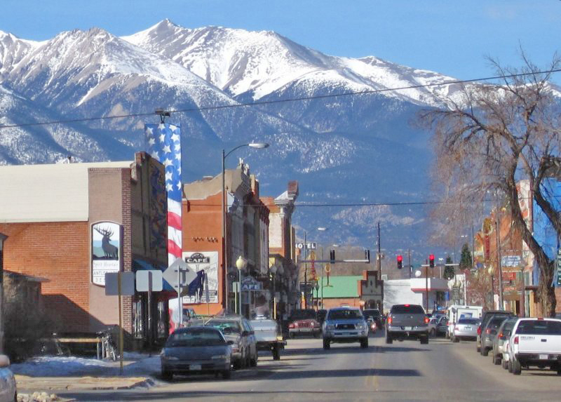 Crestone Apartments Photos